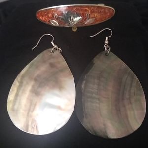 Mother of Pearl earrings and hair clip